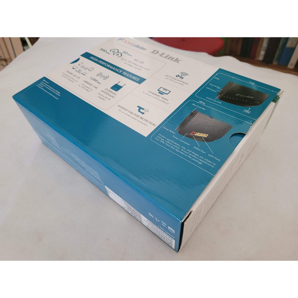 US Cellular DWR-961 D-Link 4G LTE Dual Band Wireless AC1200 High Speed Router - Picture 4 of 9